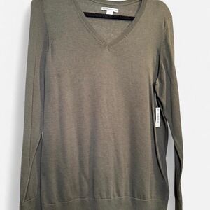 Size Large Olive Green V Neck Long Sleeve
